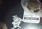 FUERON DETENIDOS TRAS HALLARLES BOCHITAS DE MARIHUANA