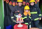 VILLA ÁNGELA:  BOMBEROS FESTEJARON EL CUMPLEAÑOS DE GABRIEL