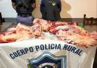 SECUESTRAN UN ARMA DE FUEGO Y 80 KILOS DE CARNE FAENADA DURANTE CONTROLES RURALES