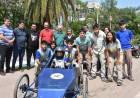 LA E.E.T. N.º 25 PRESENTÓ SU PROTOTIPO DE AUTO ELÉCTRICO CON EL APOYO DEL MUNICIPIO FRENTE AL PALACIO MUNICIPAL