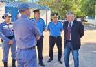 ESCUELA DE POLICÍA: ENTREGA DE PUPITRES, SILLAS Y MESAS PARA EL ALUMNADO