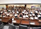 POR UNA COMUNICACIÓN MÁS INCLUSIVA: ALUMNOS RECIBIERON SUS CERTIFICADOS DEL TALLER DE LENGUAJE DE SEÑAS 