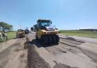 EL GOBIERNO PROVINCIAL TRABAJA EN EL MEJORAMIENTO DE LA RUTA 95 JUNTO A VIALIDAD NACIONAL