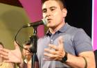 FERRO CRUZÓ A CAPITANICH: “YA PUEDE PASAR A COBRAR SU ADELANTO DE AGUINALDO; NO MIENTA”