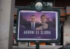 "ADORNI ES $LIBRA" Y "ADORNI ES REPRESIÓN": LOS AFICHES QUE APARECIERON CONTRA EL VOCERO Y CANDIDATO