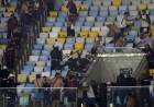 LOS HINCHAS DE LANÚS TAMBIÉN FUERON APALEADOS EN BRASIL 
