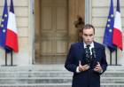 FRANCIA: RENUNCIA EL PREMIER Y MACRON LE DA OTRA OPORTUNIDAD