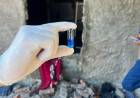 IDETIENEN A UN HOMBRE QUE COMERCIALIZABA COCAÍNA OCULTA EN UN FRASCO DE TALCO