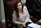 VILLARRUEL SE CORRE DE LA POLÉMICA Y PROPONE DONAR EL AUMENTO DE LAS DIETAS