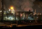 OFENSIVA AÉREA GOLPEA CENTROS PETROQUÍMICOS ESTRATÉGICOS EN EL SUDOESTE DE IRÁN