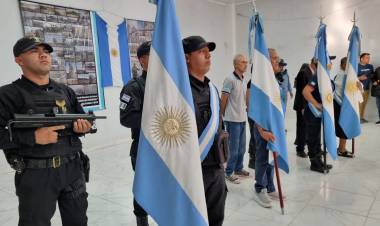 VILLA ÁNGELA: ACTO EN CONMEMORACIÓN DEL "DÍA DE LA AFIRMACIÓN DE LOS DERECHOS ARGENTINOS SOBRE LAS ISLAS MALVINAS Y ESPACIOS MARÍTIMOS CIRCUNDANTES"