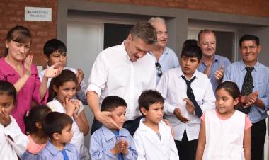 EL GOBERNADOR ZDERO HABILITÓ EL NUEVO ALBERGUE DE LA E.E.P. N°614 EN EL PARAJE SAN TELMO DE TACO POZO