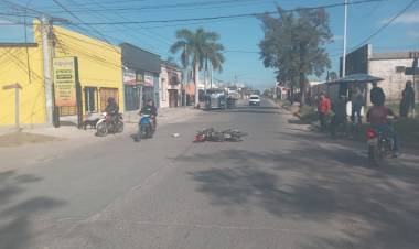 UN MOTOCICLISTA LESIONADO EN UN ACCIDENTE DE TRÁNSITO
