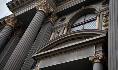 UN DÍA DE DESCANSO EN LA CORRIDA CAMBIARIA