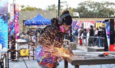 BIENAL CHACO 2024: AGENDA DEL 5to DÍA CON NUTRIDAS PROPUESTAS EN EL CONGRESO DE ARTES Y EN LOS ESCENARIOS 