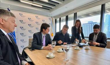 BS. AS: EL GOBERNADOR ZDERO FIRMÓ ACUERDO CON BCIE PARA FORTALECER LA SEGURIDAD CIUDADANA
