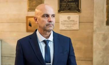 EL GOBIERNO OFICIALIZÓ EL CAMBIO EN LA CÚPULA DE LA GENDARMERÍA NACIONAL