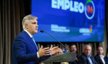 CÓRDOBA BUSCA PALIAR LA RECESIÓN Y APUESTA POR CREAR 10 MIL PUESTOS DE TRABAJO EN EL SECTOR PRIVADO