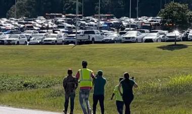 CUATRO MUERTOS Y MÁS DE 30 HERIDOS TRAS UN TIROTEO EN UNA ESCUELA DE GEORGIA