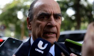 "RECUPERADO, LÚCIDO, AFEBRIL Y ESTABLE": EL NUEVO PARTE MÉDICO DE GUILLERMO FRANCOS