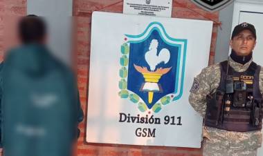 LO BUSCABAN HACE CINCO MESES POR LA SUSTRACCIÓN DE DINERO Y LO ATRAPARON ESTA MAÑANA