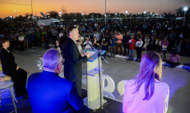 EL GOBERNADOR ZDERO ACOMPAÑÓ EL 88° ANIVERSARIO DE JUAN JOSÉ CASTELLI