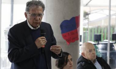 COLOMBIA: EL GOBIERNO Y LAS DISIDENCIAS DE LAS FARC INICIARON UN NUEVO DIÁLOGO