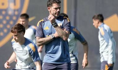 BOCA JUNIORS: GAGO SE REUNIÓ CON LOS REFERENTES DEL PLANTEL