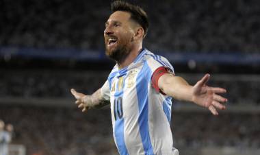 LA NOCHE DE LAS GRANDES SONRISAS