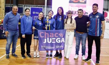 POLIDEPORTIVO JAIME ZAPATA: LA VICEGOBERNADORA SCHNEIDER ACOMPAÑÓ EL CIERRE DE “CHACO JUEGA”