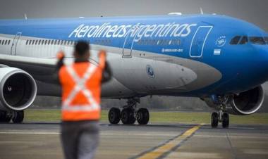 AEROLÍNEAS, MÁS CERCA DEL REMATE: EL PROYECTO PRIVATIZADOR OBTUVO DICTAMEN FAVORABLE EN DIPUTADOS
