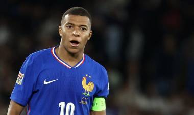 MBAPPÉ NO FUE CONVOCADO EN FRANCIA POR EL DT DESCHAMPS 