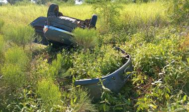 FALLECIÓ TRAS VUELCO CON SU AUTO