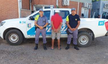 DETUVIERON A UN CORRENTINO CON DOS PEDIDOS DE CAPTURA