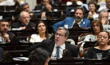 SEMANA CLAVE PARA EL GOBIERNO EN EL CONGRESO
