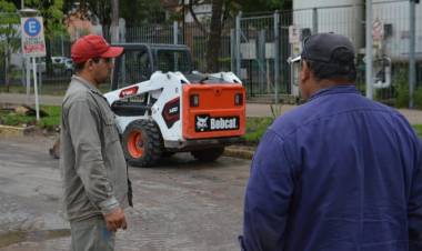 LOS TRABAJOS INICIARON ESTE MIÉRCOLES: SAMEEP CAMBIA CAÑERÍA DE AGUA POTABLE, BENEFICIANDO A DISTINTAS ÁREAS DEL HOSPITAL PERRANDO
