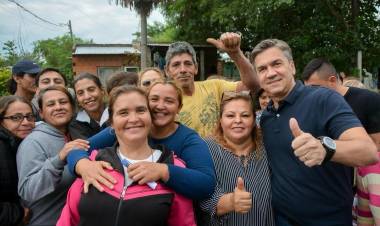 RESISTENCIA: CASA POR CASA, ZDERO JUNTO A SUS CANDIDATOS LLEVA LA PROPUESTA DE CAMBIO Y RENOVACIÓN DE “CHACO PUEDE + LA LIBERTAD AVANZA”