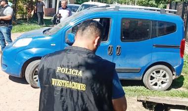 “CRUZÓ EL CHARCO” CON UN AUTO ROBADO*