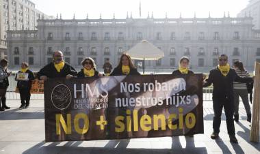 VÍCTIMAS DE LA DICTADURA DE PINOCHET EXIGEN LA CREACIÓN DE UN BANCO PÚBLICO DE ADN