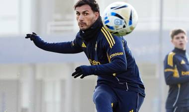 BOCA VOLVIÓ A LAS PRÁCTICAS CON RUSSO Y LOS JUGADORES EN OBSERVACIÓN