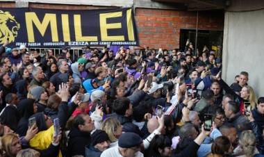 AJUSTE Y UN ESCÁNDALO DE CORRUPCIÓN, UN COMBO PELIGROSO PARA EL GOBIERNO DE CARA A LAS ELECCIONES
