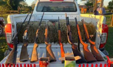 ALLANAMIENTO EN PUERTO EVA PERÓN: SECUESTRARON ARMAS DE FUEGO Y CARTUCHOS EN UN CAMPO DE 400 HECTÁREAS