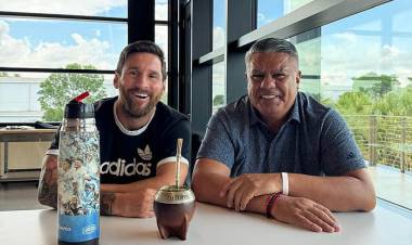 CLAUDIO TAPIA: “DEPENDE DE MESSI, OJALÁ TENGA GANAS DE SEGUIR”