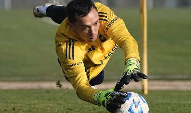 BOCA SE QUEDARÍA SIN MARCHESÍN EN EL DUELO CONTRA ROSARIO CENTRAL