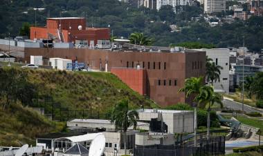 VENEZUELA DENUNCIA UN COMPLOT PARA ATACAR LA EMBAJADA DE ESTADOS UNIDOS