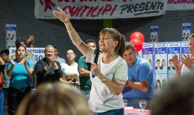 LA LISTA 503 LLEVÓ SU PROPUESTA A COLONIA ABORIGEN: “QUEREMOS QUE CHACO VIVA OTRA HISTORIA, NO LA HISTORIA DE MENTIRAS QUE HUBO DURANTE 16 AÑOS”