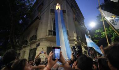 LAS MEJORES POSTALES DEL MASIVO RESPALDO A CRISTINA EN EL DÍA DE LA LEALTAD