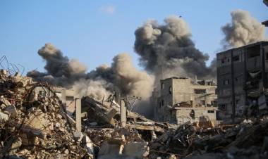 EL EJÉRCITO ISRAELÍ REANUDÓ EL ALTO EL FUEGO TRAS BOMBARDEAR GAZA