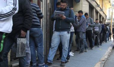 CASI 9 DE CADA 10 ARGENTINOS BUSCA UN NUEVO EMPLEO