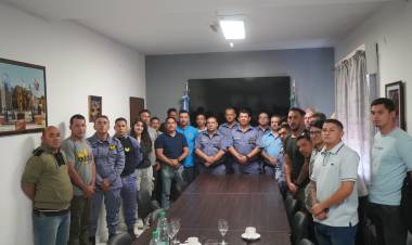 AUTORIDADES RECIBIERON Y FELICITARON A PERSONAL QUE SECUESTRÓ DROGA DIAS ATRÁS